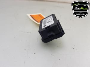 Gebruikte Alarm module BMW 1 serie (F20) 116i 1.6 16V Prijs € 35,00 Margeregeling aangeboden door AutoHam