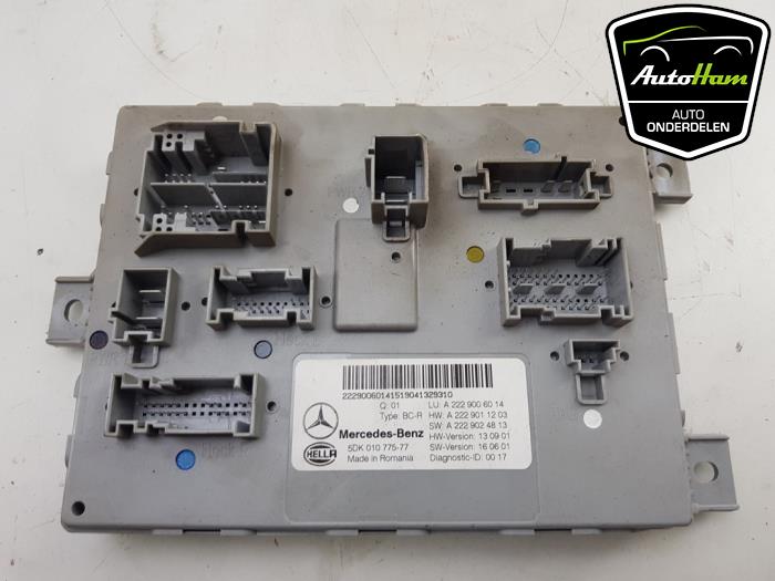 Computer Body Control van een Mercedes-Benz GLC (X253) 2.0 260 16V 4-Matic 2019