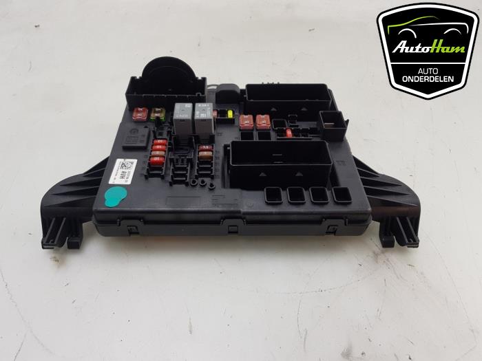 Computer Body Control van een Opel Insignia Sports Tourer 2.0 CDTI 16V 120 ecoFLEX 2014