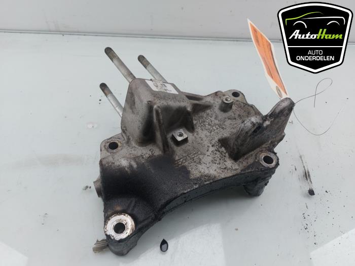 Gebruikte Motorrubber Fiat Doblo Cargo (263) 1.3 D Multijet Prijs € 25,00 Margeregeling aangeboden door AutoHam