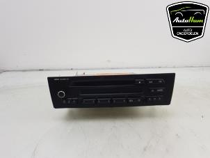 Gebruikte Radio CD Speler BMW 1 serie (E81) 116i 2.0 16V Prijs € 50,00 Margeregeling aangeboden door AutoHam