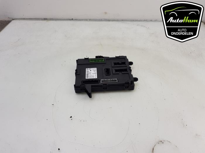 Gebruikte Bodycontrol Module Renault Megane IV Estate (RFBK) 1.5 Energy dCi 110 Prijs € 75,00 Margeregeling aangeboden door AutoHam