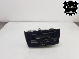 Gebruikte Radio CD Speler Mitsubishi Space Star (A0) 1.0 12V Prijs € 95,00 Margeregeling aangeboden door AutoHam