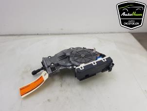 Gebruikte Achterklep motor Mercedes C Estate (S205) C-350 e 2.0 16V Prijs € 150,00 Margeregeling aangeboden door AutoHam