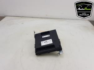 Gebruikte Keyless vehicle module Kia Proceed (CD) 1.4 T-GDI 16V Prijs € 125,00 Margeregeling aangeboden door AutoHam