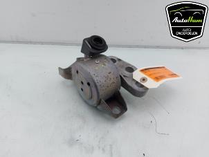 Gebruikte Motorrubber Opel Corsa E 1.0 SIDI Turbo 12V Prijs € 15,00 Margeregeling aangeboden door AutoHam