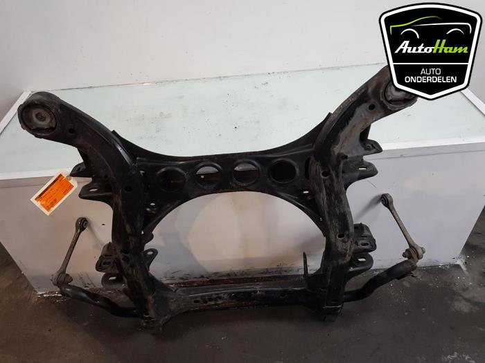 Gebruikte Subframe Porsche Cayenne (9PA) 3.2 V6 24V Prijs € 50,00 Margeregeling aangeboden door AutoHam