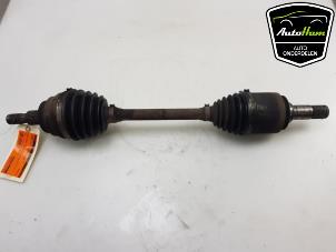 Gebruikte Steekas links-voor Mercedes ML II (164/4JG) 3.5 350 4-Matic V6 24V Prijs € 50,00 Margeregeling aangeboden door AutoHam