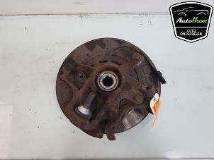 Gebruikte Fusee links-achter Mercedes ML II (164/4JG) 3.5 350 4-Matic V6 24V Prijs € 50,00 Margeregeling aangeboden door AutoHam