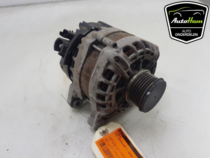 Gebruikte Dynamo Opel Crossland (X) 1.2 12V Prijs € 50,00 Margeregeling aangeboden door AutoHam