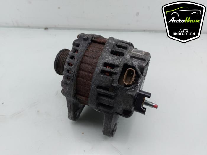 Dynamo van een Renault Clio IV (5R) 1.6 Turbo 16V RS 200 EDC 2014