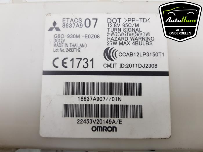 Computer Body Control van een Mitsubishi Space Star (A0) 1.0 12V 2013