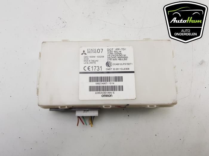 Computer Body Control van een Mitsubishi Space Star (A0) 1.0 12V 2013