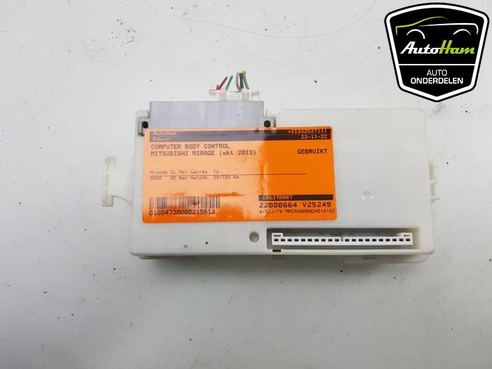 Computer Body Control van een Mitsubishi Space Star (A0) 1.0 12V 2013