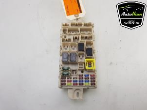 Gebruikte Zekeringkast Mitsubishi Space Star (A0) 1.0 12V Prijs € 50,00 Margeregeling aangeboden door AutoHam