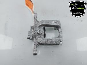 Gebruikte Remklauw (Tang) rechts-voor Ford Puma 1.0 Ti-VCT EcoBoost 12V Prijs € 50,00 Margeregeling aangeboden door AutoHam