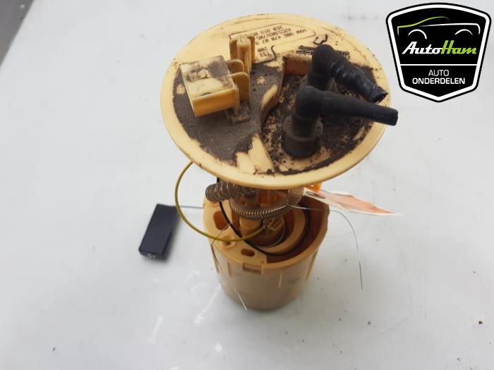 Gebruikte Tank element Pomp Volkswagen Crafter 2.5 TDI 30/35/50 Prijs € 35,00 Margeregeling aangeboden door AutoHam