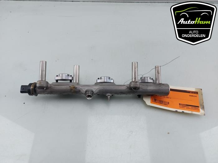 Gebruikte Brandstofverdeler Mini Mini (F56) 1.5 12V One Prijs € 20,00 Margeregeling aangeboden door AutoHam