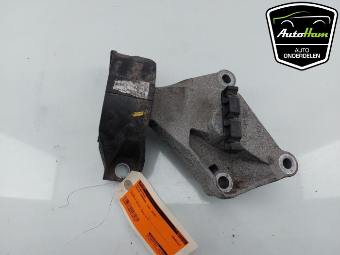 Gebruikte Motorrubber Dacia Sandero II 0.9 TCE 12V Prijs € 20,00 Margeregeling aangeboden door AutoHam