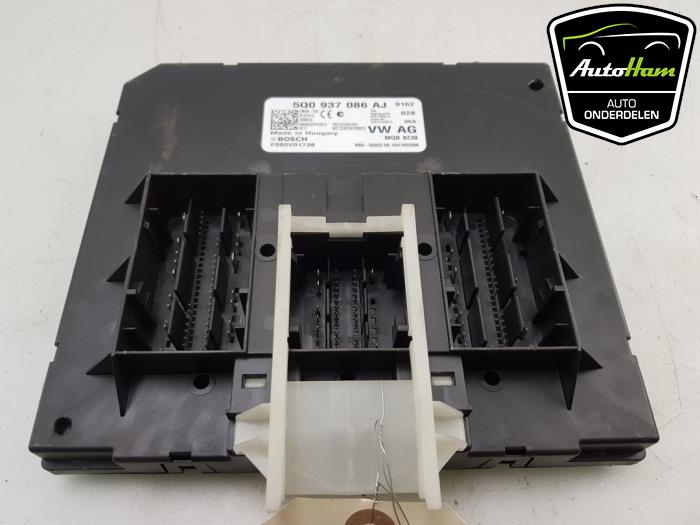 Computer Body Control van een Skoda Octavia Combi (5EAC) 1.4 TSI 16V 2015