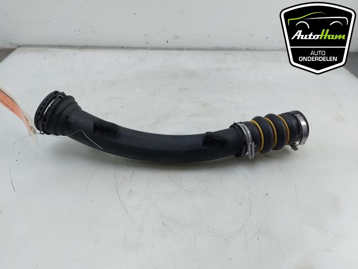 Gebruikte Intercooler Buis Opel Crossland (X) 1.2 Turbo 12V Prijs € 25,00 Margeregeling aangeboden door AutoHam
