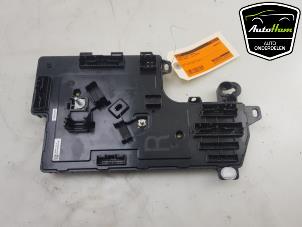 Gebruikte Computer Body Control Tesla Model 3 Long Range AWD 75 kWh Prijs € 90,75 Inclusief btw aangeboden door AutoHam