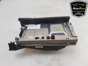 Gebruikte Boordcomputer Tesla Model 3 Long Range AWD 75 kWh Prijs € 544,50 Inclusief btw aangeboden door AutoHam