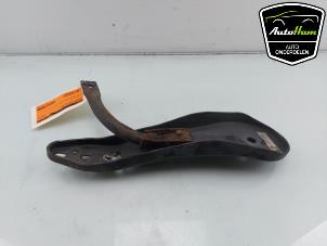 Gebruikte Draagarm links-achter Jaguar F-Pace 3.0 D 24V AWD Prijs € 15,00 Margeregeling aangeboden door AutoHam