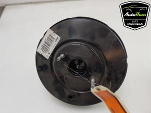 Gebruikte Rembooster Opel Crossland (X) 1.2 Turbo 12V Euro 6 Prijs € 50,00 Margeregeling aangeboden door AutoHam