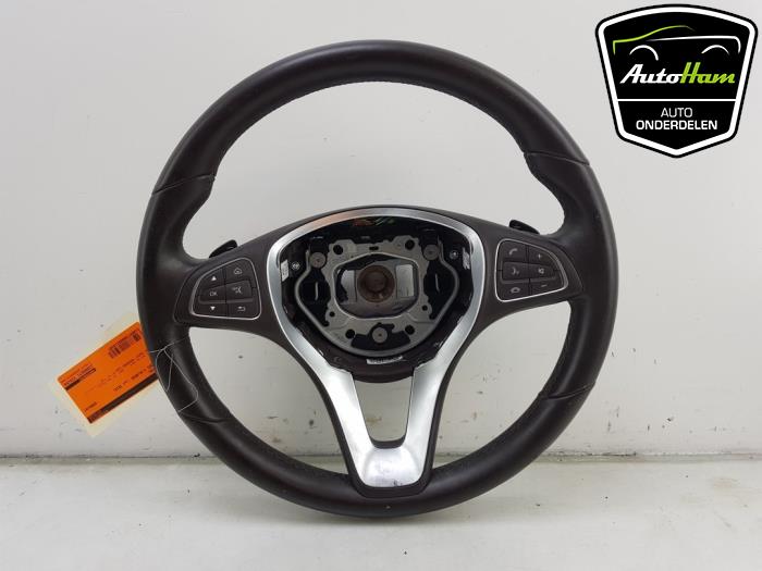 Stuurwiel van een Mercedes-Benz C (W205) C-180 1.6 16V 2016
