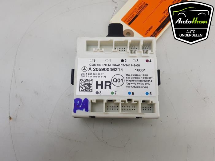 Gebruikte Deur module Mercedes C (W205) C-180 1.6 16V Prijs € 25,00 Margeregeling aangeboden door AutoHam