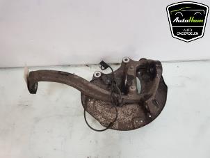 Gebruikte Asschenkel rechts-voor Mercedes C (W205) C-200 2.0 CGI 16V Prijs € 150,00 Margeregeling aangeboden door AutoHam