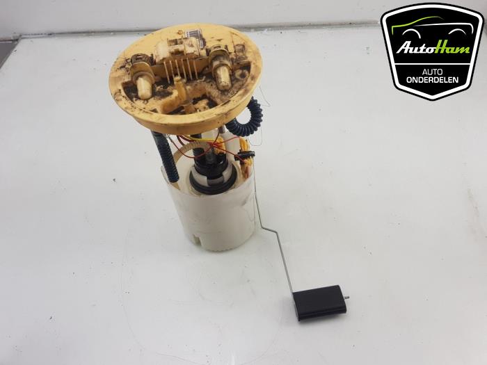 Gebruikte Tank element Pomp Ford Transit Connect (PJ2) 1.5 TDCi ECOnetic Prijs € 65,00 Margeregeling aangeboden door AutoHam