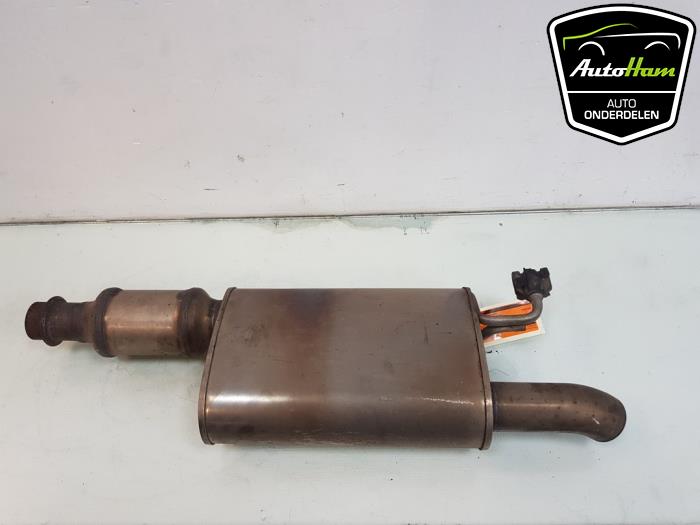Uitlaat Einddemper van een Opel Vivaro 2.0 CDTI 177 2020