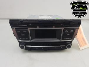 Gebruikte Radio CD Speler Hyundai i20 (GBB) 1.2i 16V Prijs € 110,00 Margeregeling aangeboden door AutoHam