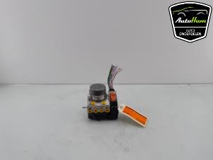 Gebruikte ABS Pomp Peugeot Partner (EA//EF/EN/EU) 1.5 BlueHDi 100 Prijs € 125,00 Margeregeling aangeboden door AutoHam