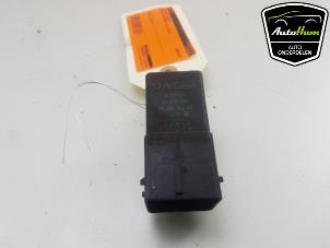 Gebruikte Voorgloei Relais Peugeot Partner (GC/GF/GG/GJ/GK) 1.6 HDI 90 Prijs € 15,00 Margeregeling aangeboden door AutoHam