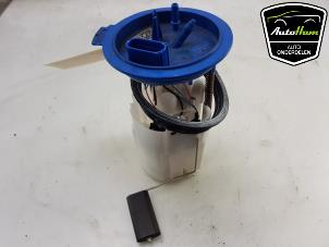 Gebruikte Tank element Pomp Skoda Fabia III Combi (NJ5) 1.0 TSI 12V Prijs € 50,00 Margeregeling aangeboden door AutoHam