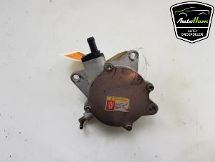 Gebruikte Vacuumpomp Rembekrachtiging Kia Picanto (JA) 1.0 T-GDI 12V Prijs € 75,00 Margeregeling aangeboden door AutoHam