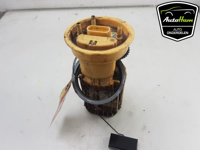Gebruikte Tank element Pomp Volkswagen Transporter T5 2.5 TDi Prijs € 25,00 Margeregeling aangeboden door AutoHam