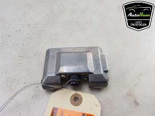 Gebruikte Camera voorzijde Kia Cee'd (JDB5) 1.6 GDI 16V Prijs € 125,00 Margeregeling aangeboden door AutoHam