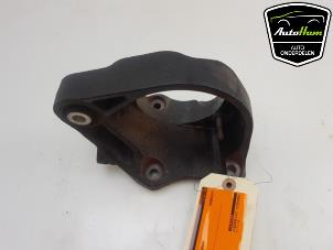 Gebruikte Steun (diversen) Volvo XC60 I (DZ) 2.0 T5 16V Prijs € 15,00 Margeregeling aangeboden door AutoHam