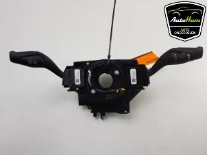 Gebruikte Combischakelaar Stuurkolom Ford Focus 3 1.0 Ti-VCT EcoBoost 12V 125 Prijs € 30,00 Margeregeling aangeboden door AutoHam