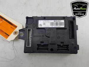 Gebruikte Computer Body Control Renault Clio IV (5R) 1.5 Energy dCi 90 FAP Prijs € 50,00 Margeregeling aangeboden door AutoHam