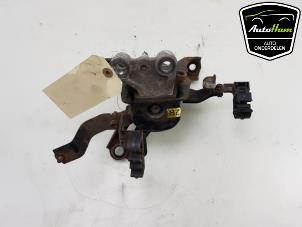 Gebruikte Motorsteun Toyota Verso 1.8 16V VVT-i Prijs € 30,00 Margeregeling aangeboden door AutoHam