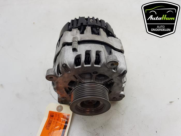 Gebruikte Dynamo Audi A4 Avant (B9) 2.0 35 TDI Mild hybrid 16V Prijs op aanvraag aangeboden door AutoHam