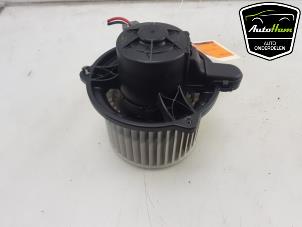 Gebruikte Blower Kia Cee'd Sporty Wagon (EDF) 1.4 16V Prijs € 50,00 Margeregeling aangeboden door AutoHam