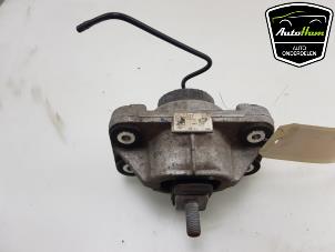 Gebruikte Motorrubber Landrover Range Rover Sport (LW) 3.0 TDV6 Prijs € 40,00 Margeregeling aangeboden door AutoHam