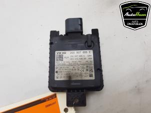 Gebruikte Side assist sensor Volkswagen Golf VIII (CD1) 2.0 GTI 16V Prijs € 225,00 Margeregeling aangeboden door AutoHam