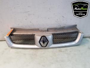 Gebruikte Grille Renault Trafic New (FL) 1.9 dCi 82 16V Prijs € 50,00 Margeregeling aangeboden door AutoHam